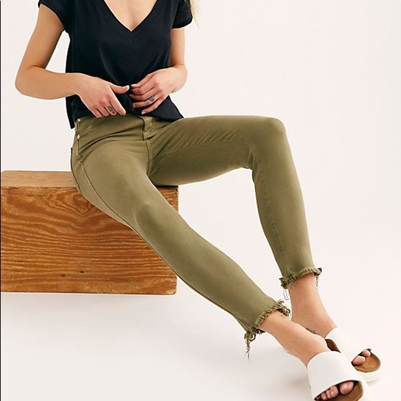 FREE PEOPLE Raw High-Rise Jegging NWT 26 Army - Picture 2 of 5